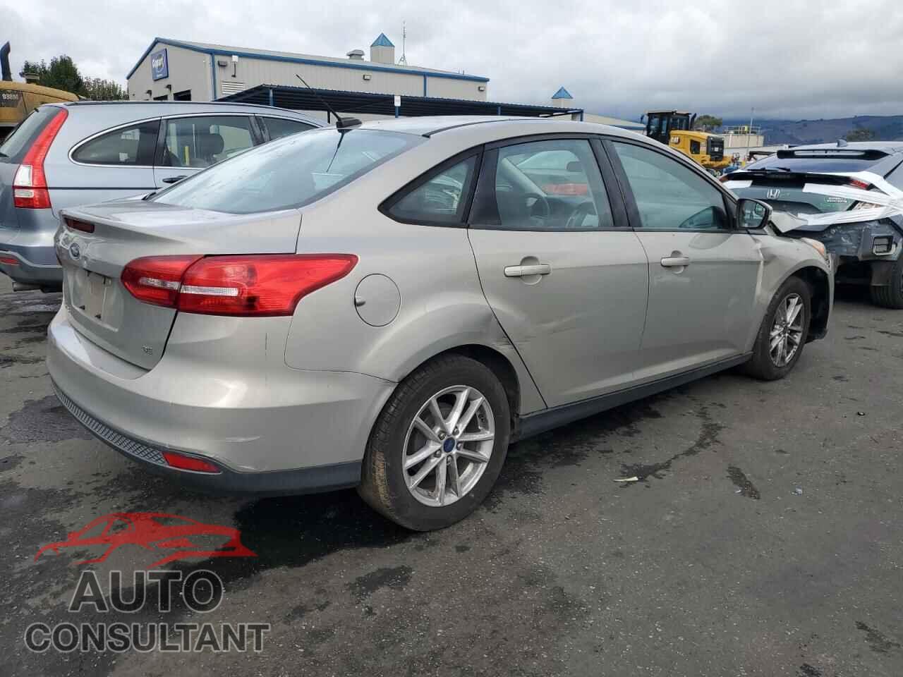 FORD FOCUS 2015 - 1FADP3F25FL275643