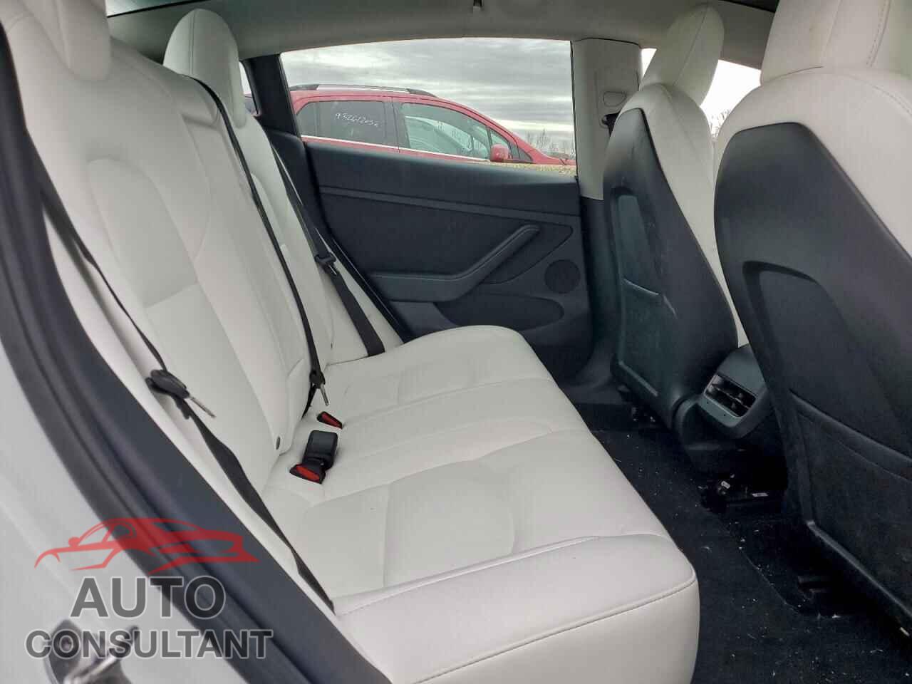 TESLA MODEL 3 2022 - 5YJ3E1EB2NF275330