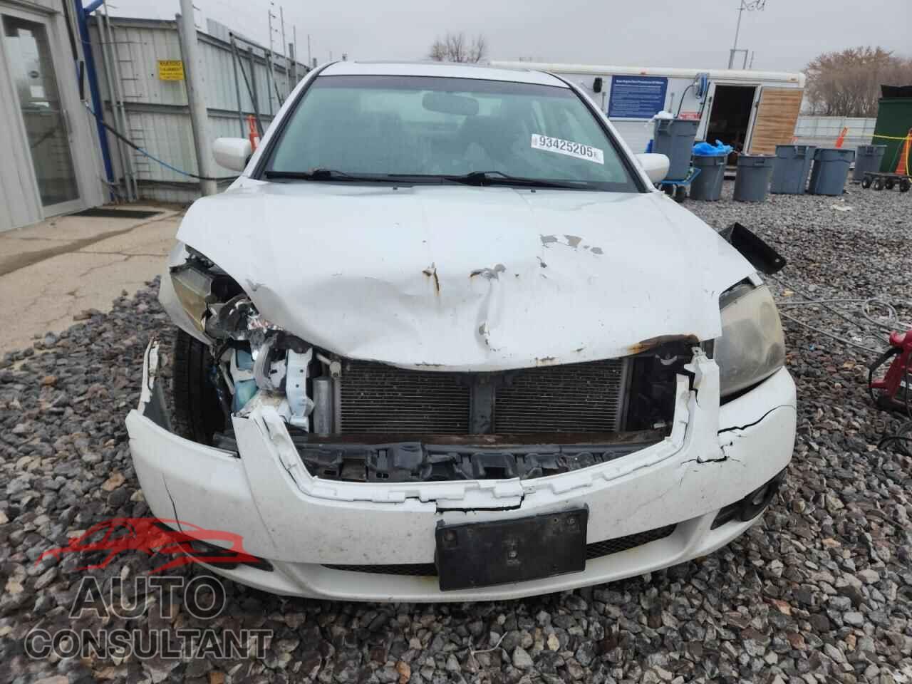 MITSUBISHI GALANT 2012 - 4A32B3FF0CE012654