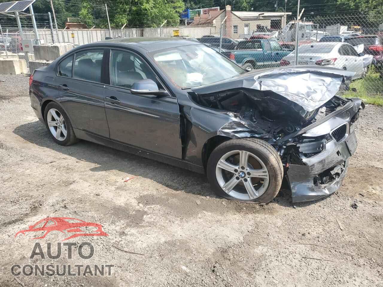 BMW 3 SERIES 2013 - WBA3A5G5XDNP22106