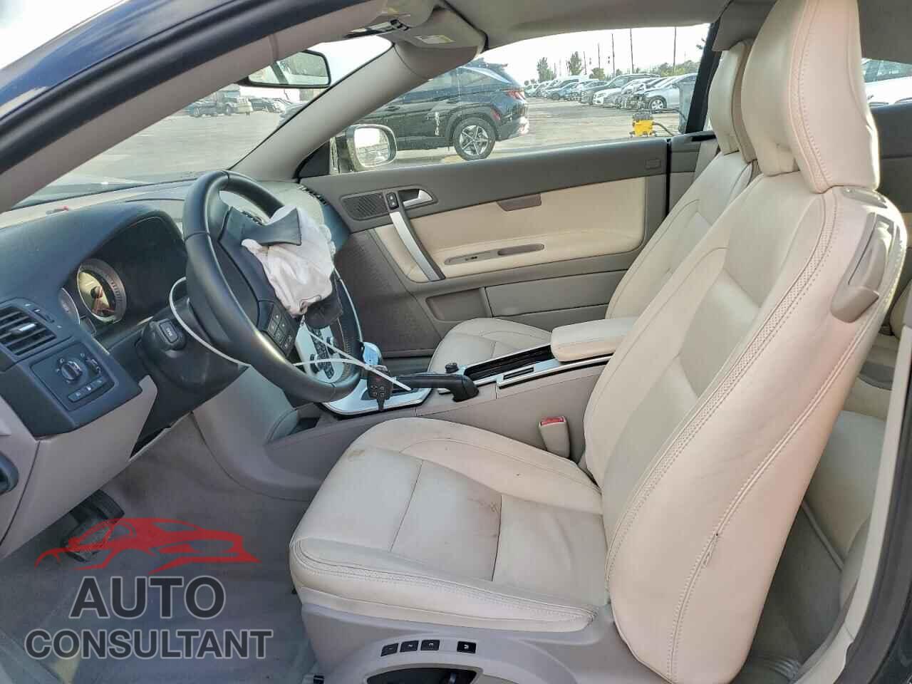 VOLVO C70 2012 - YV1672MC2CJ127122