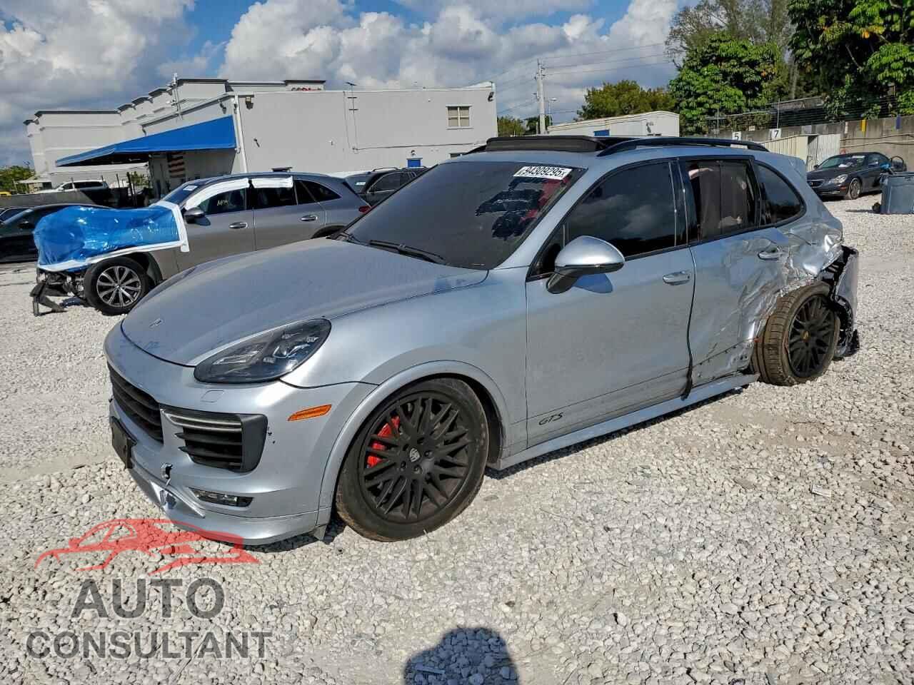 PORSCHE CAYENNE 2017 - WP1AD2A23HLA82321