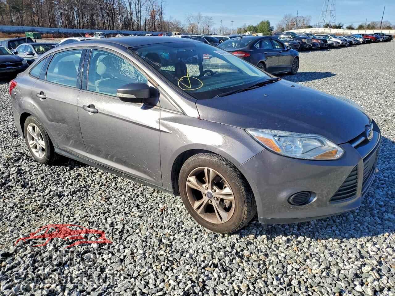 FORD FOCUS 2014 - 1FADP3F28EL425338