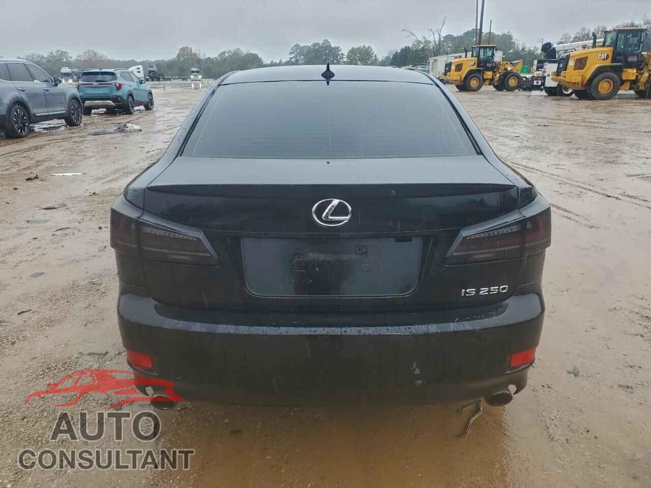 LEXUS IS 2012 - JTHBF5C20C5177915