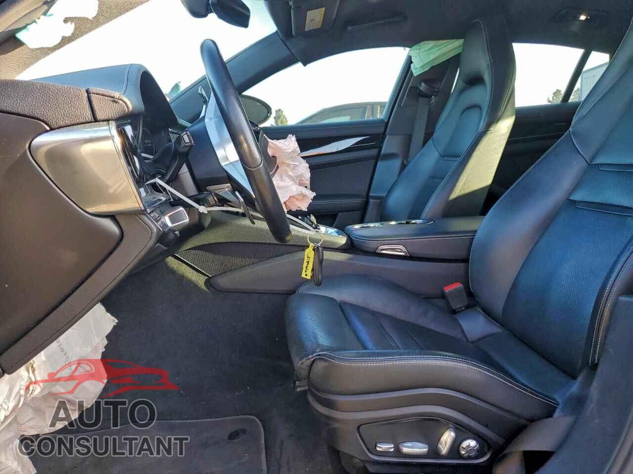 PORSCHE PANAMERA 2020 - WP0AA2A72LL103044