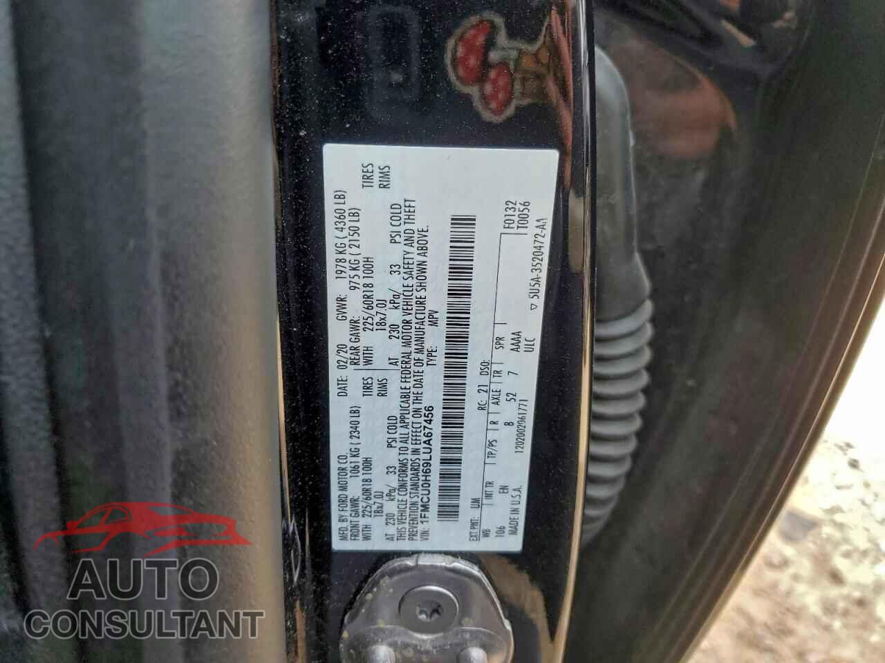 FORD ESCAPE 2020 - 1FMCU0H69LUA67456