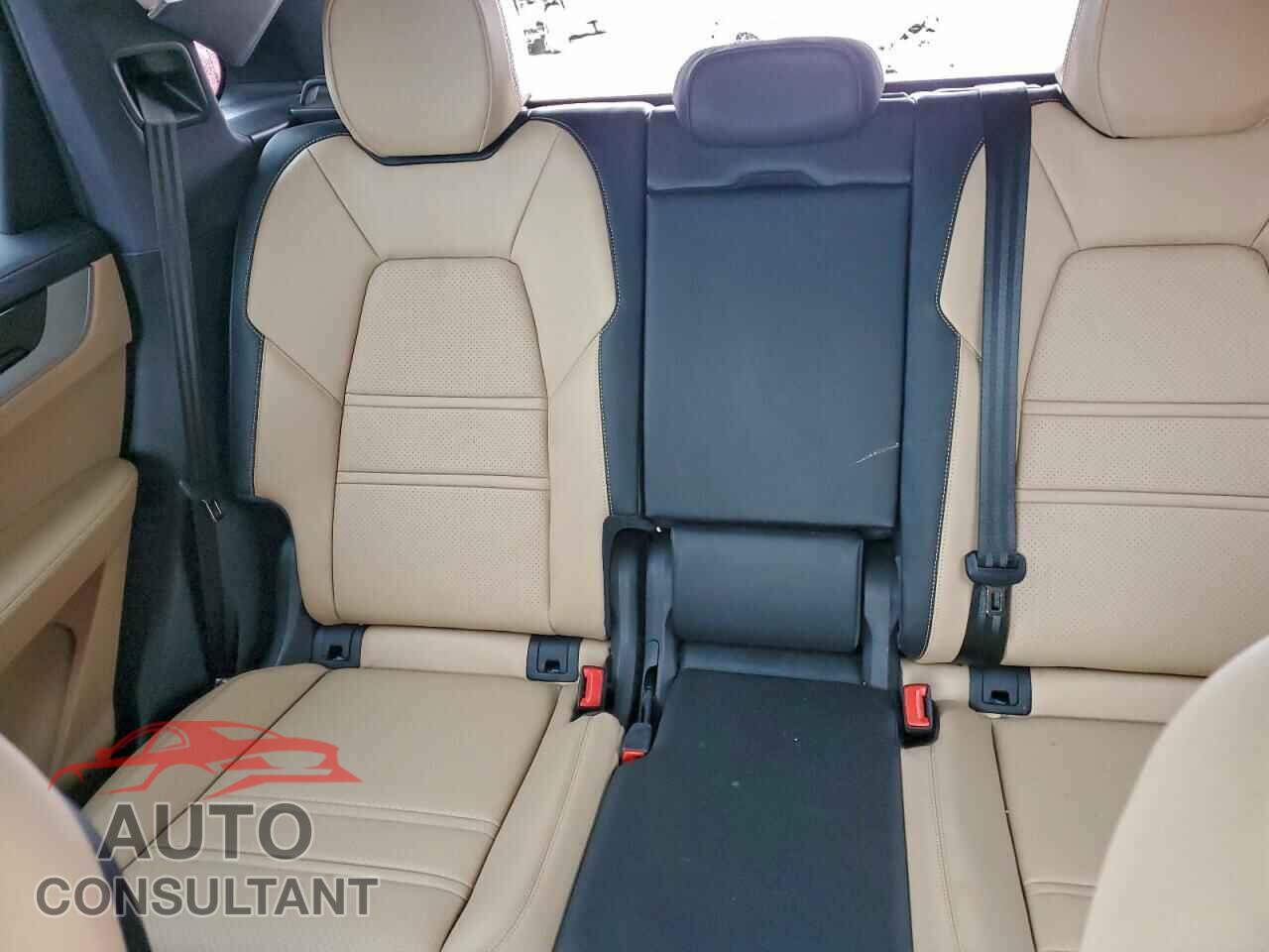 PORSCHE CAYENNE 2024 - WP1AA2AY9RDA14324