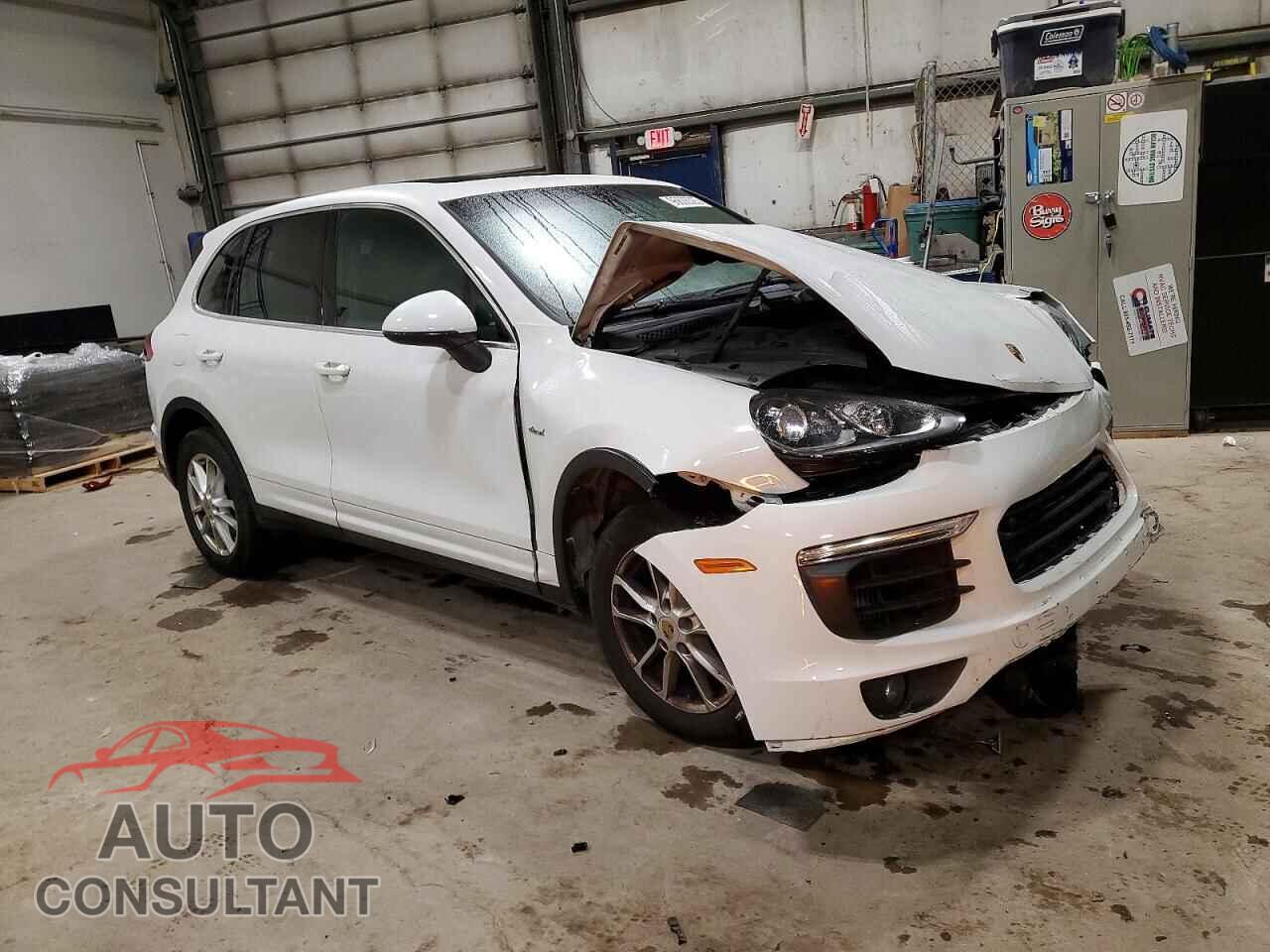 PORSCHE CAYENNE 2015 - WP1AF2A28FLA36071