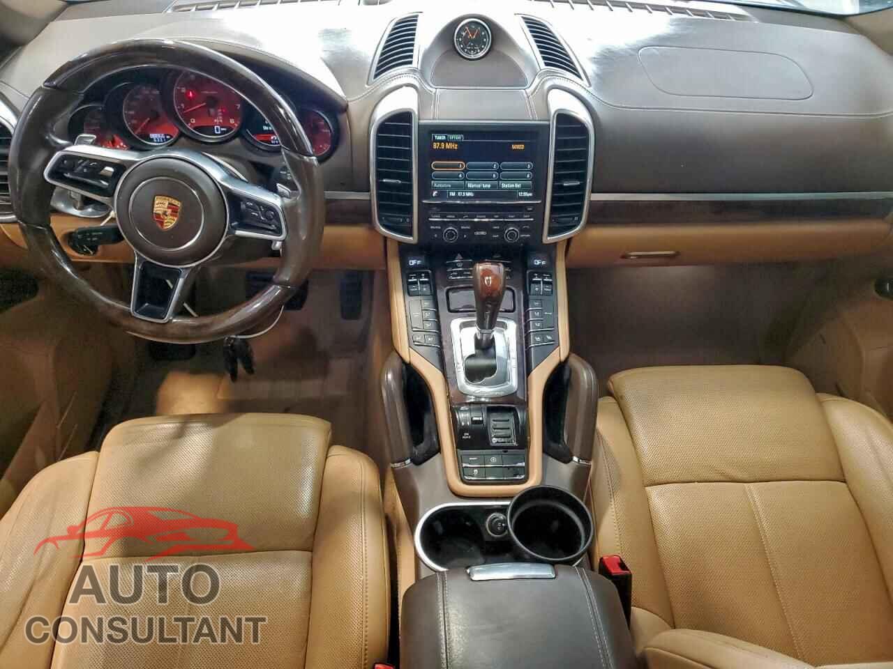 PORSCHE CAYENNE 2016 - WP1AA2A2XGLA00852