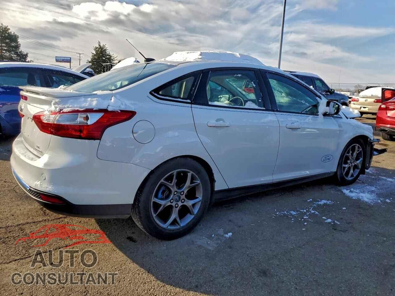 FORD FOCUS 2013 - 1FADP3F23DL223229