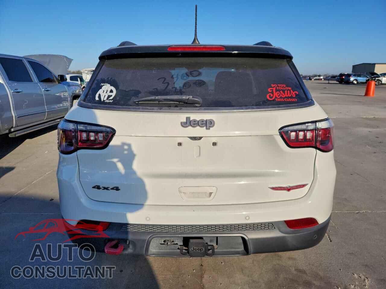JEEP COMPASS 2017 - 3C4NJDDB3HT667701