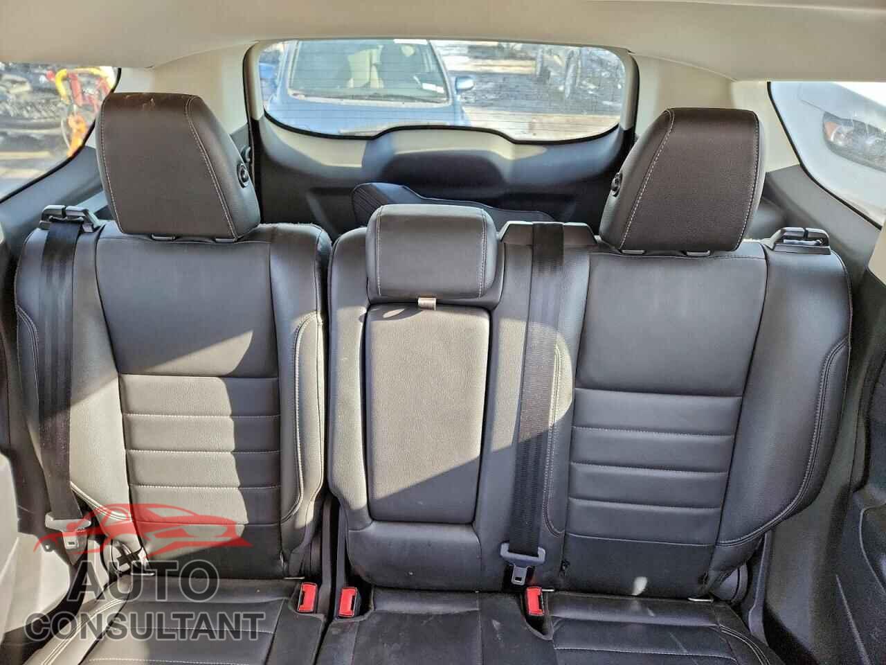 FORD ESCAPE 2014 - 1FMCU9J90EUC14842