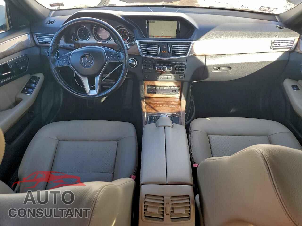 MERCEDES-BENZ E-CLASS 2013 - WDDHF8JB9DA676582