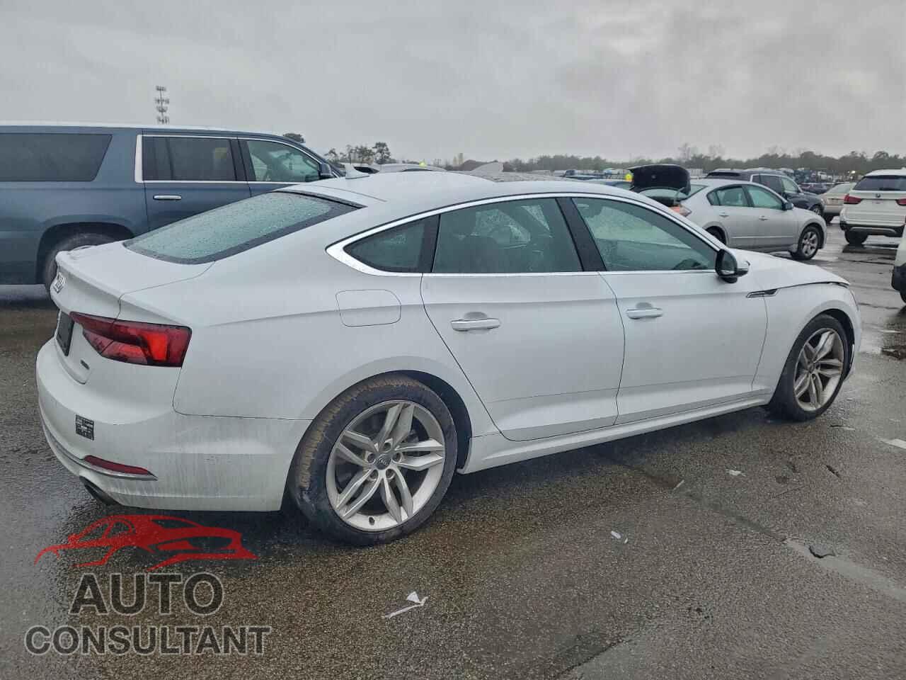 AUDI A5 2019 - WAUANCF53KA094900