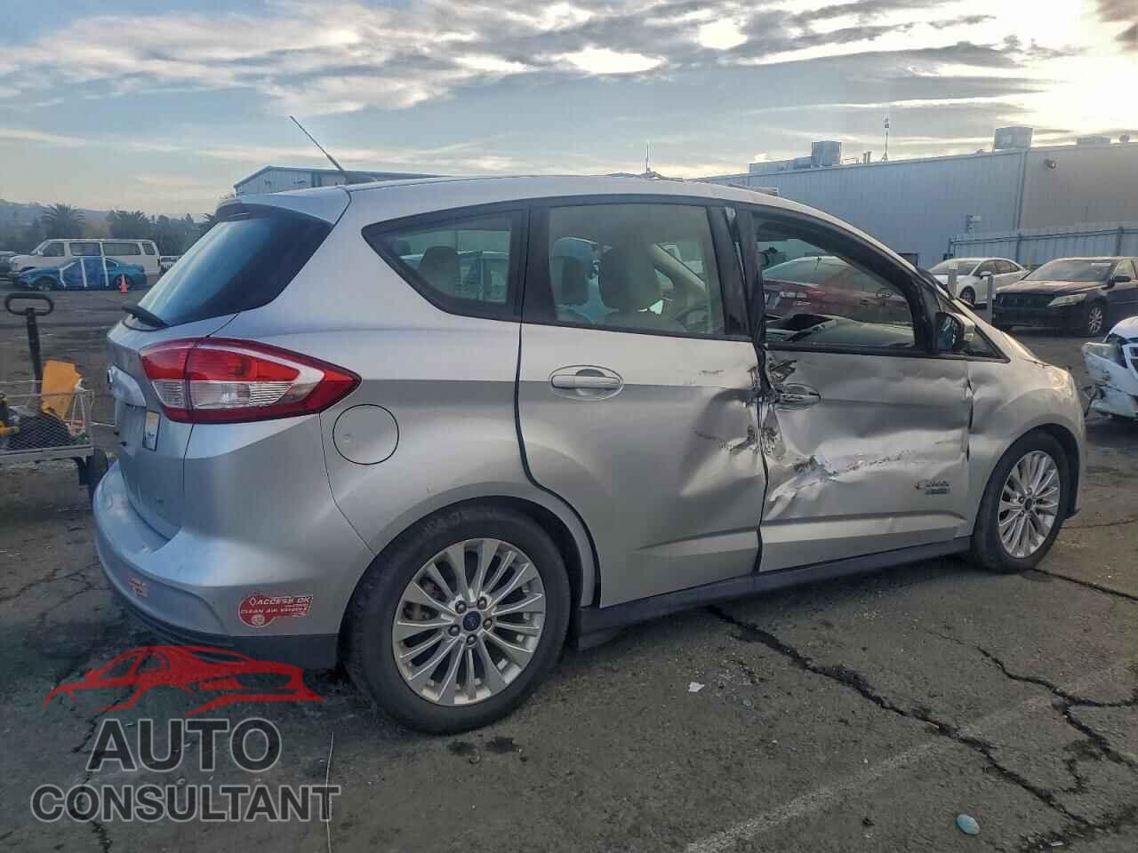 FORD CMAX 2017 - 1FADP5EU5HL105820