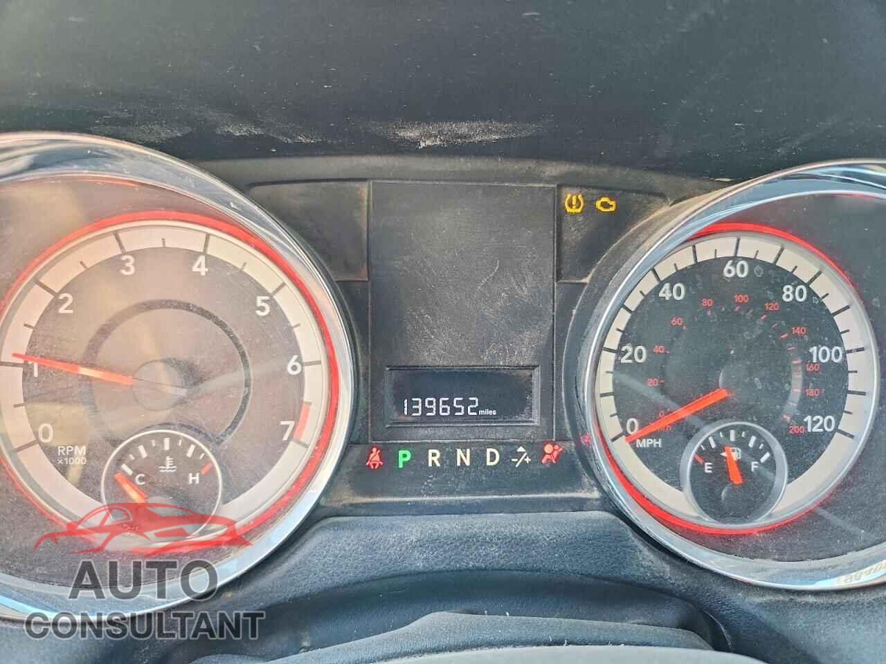 DODGE CARAVAN 2011 - 2D4RN3DG0BR636236