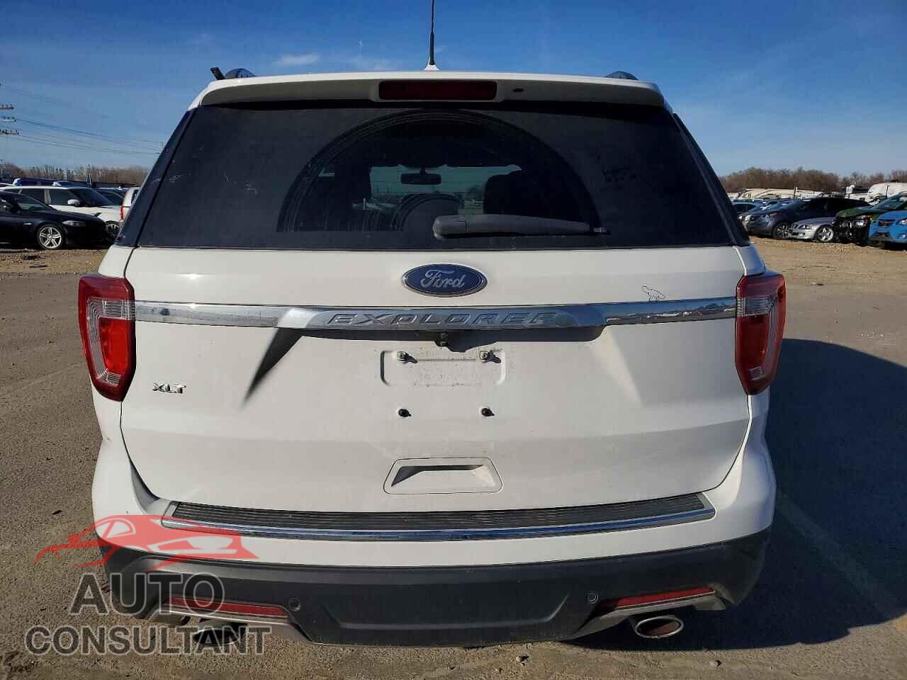 FORD EXPLORER 2018 - 1FM5K7D88JGC54357