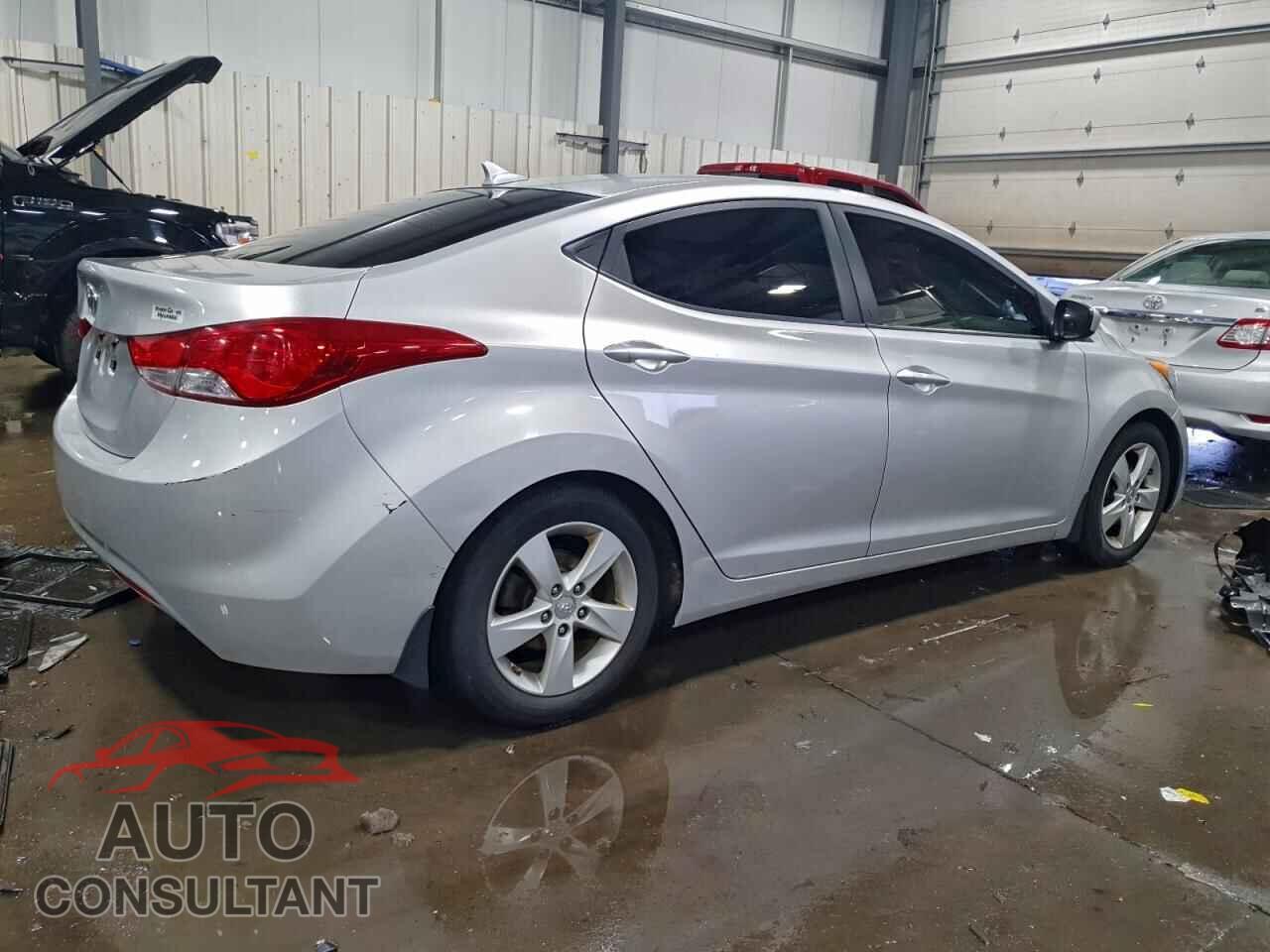 HYUNDAI ELANTRA 2012 - KMHDH4AE1CU366005