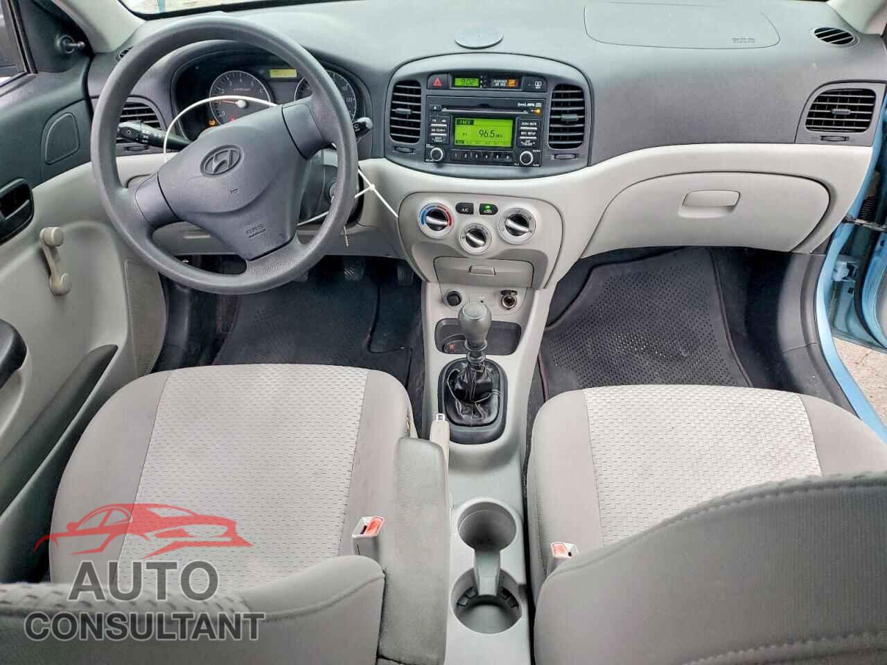 HYUNDAI ACCENT 2009 - KMHCM36C99U127044