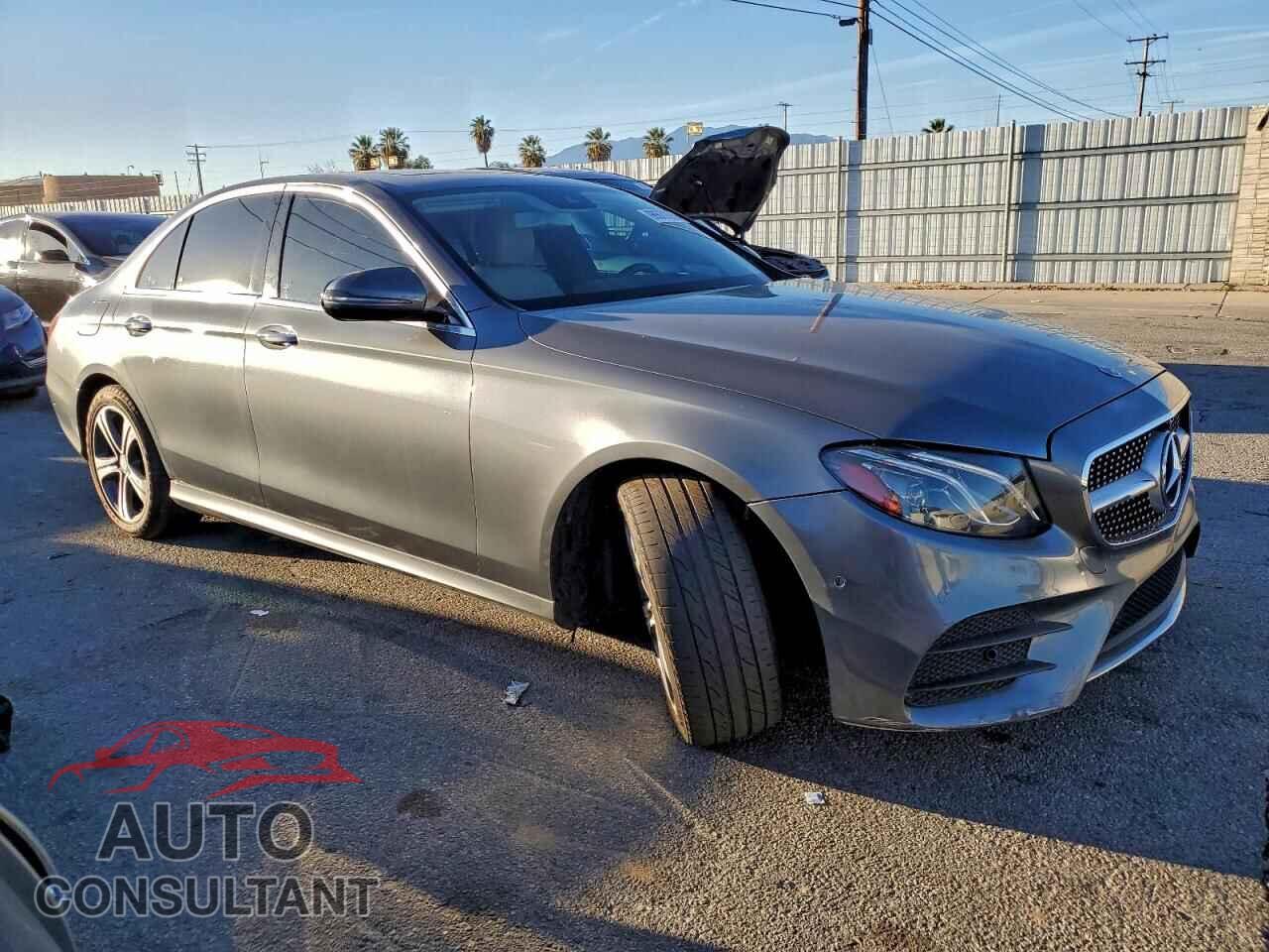 MERCEDES-BENZ E-CLASS 2017 - WDDZF4JB8HA189196