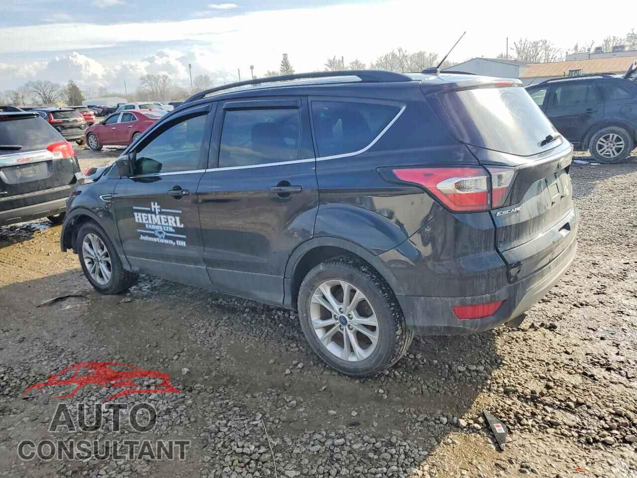 FORD ESCAPE 2017 - 1FMCU9GD9HUB54091