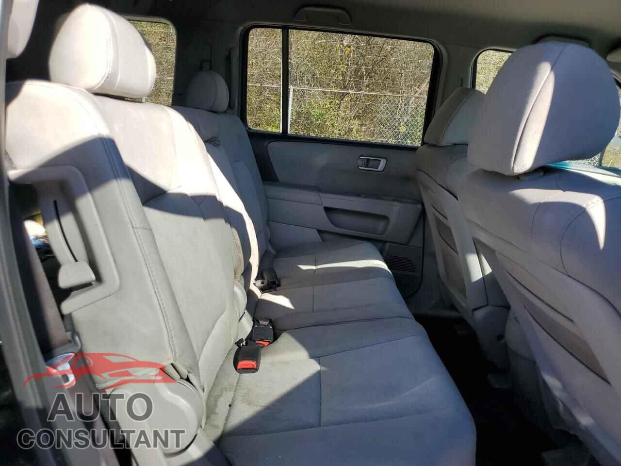 HONDA PILOT 2011 - 5FNYF4H25BB061427