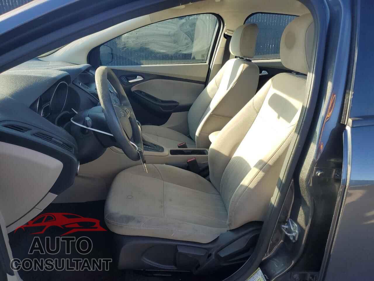 FORD FOCUS 2016 - 1FADP3F27GL242189