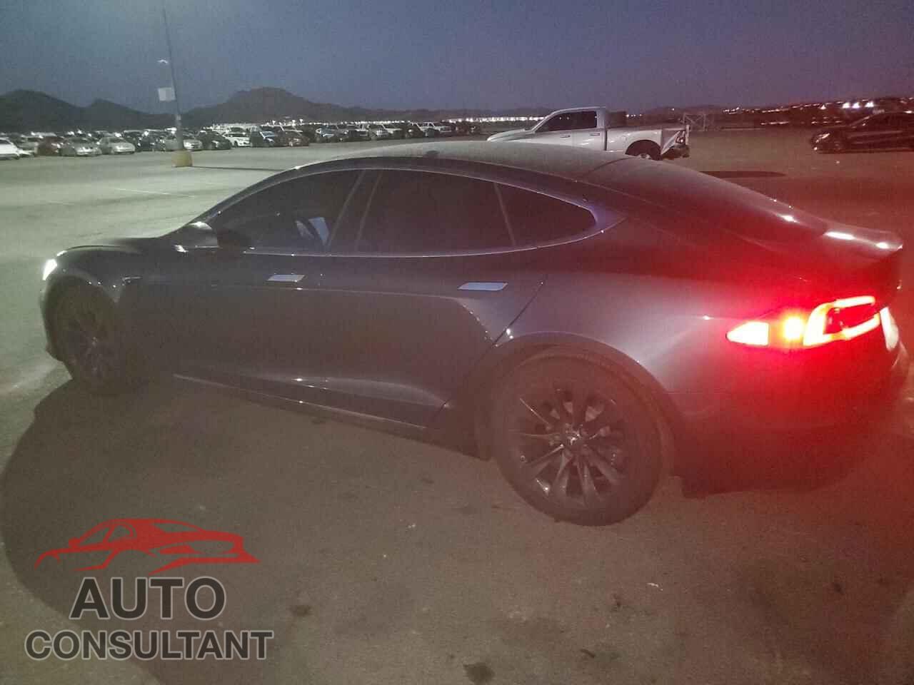 TESLA MODEL S 2019 - 5YJSA1E24KF335031