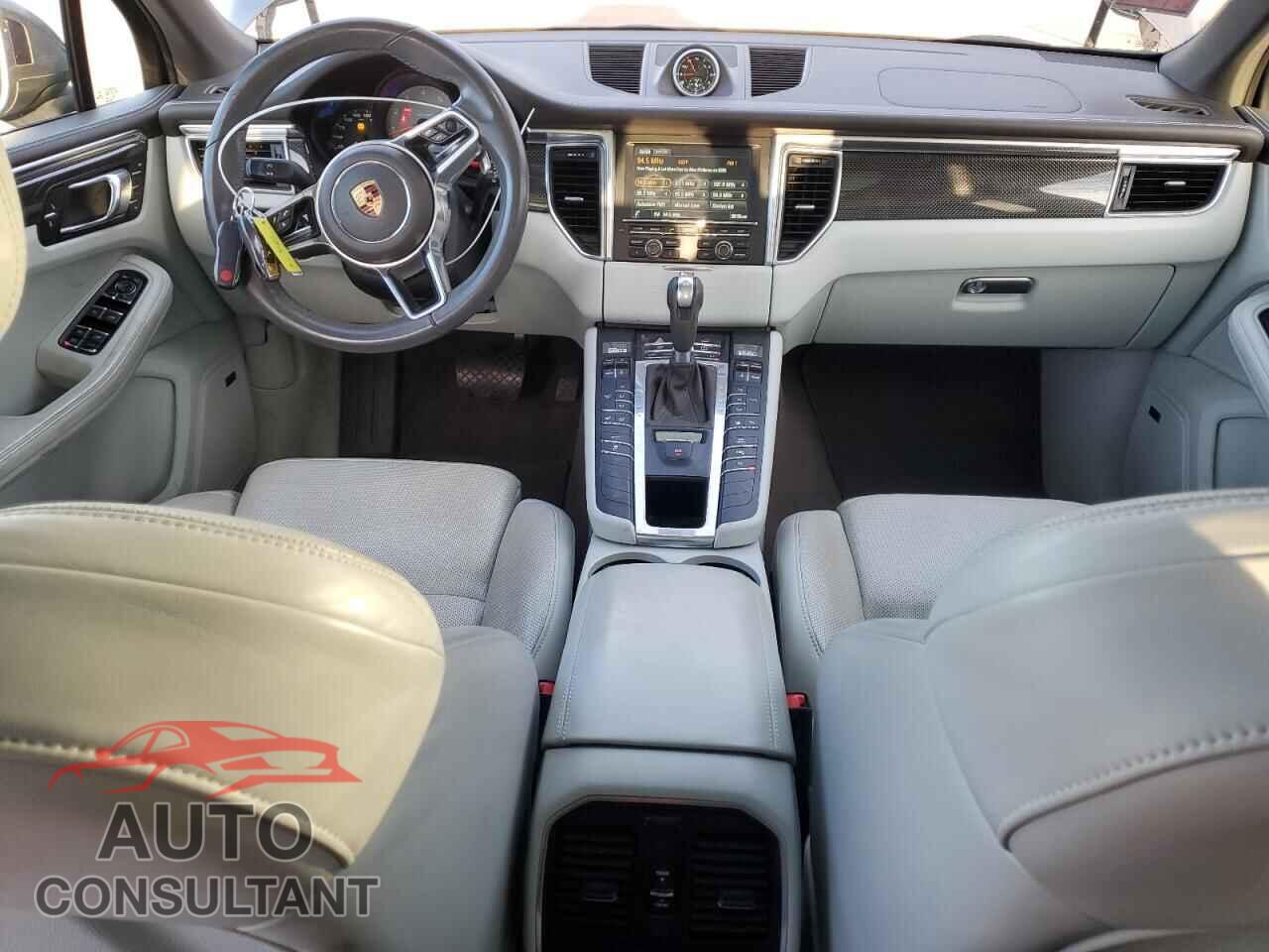 PORSCHE MACAN 2016 - WP1AB2A58GLB50904