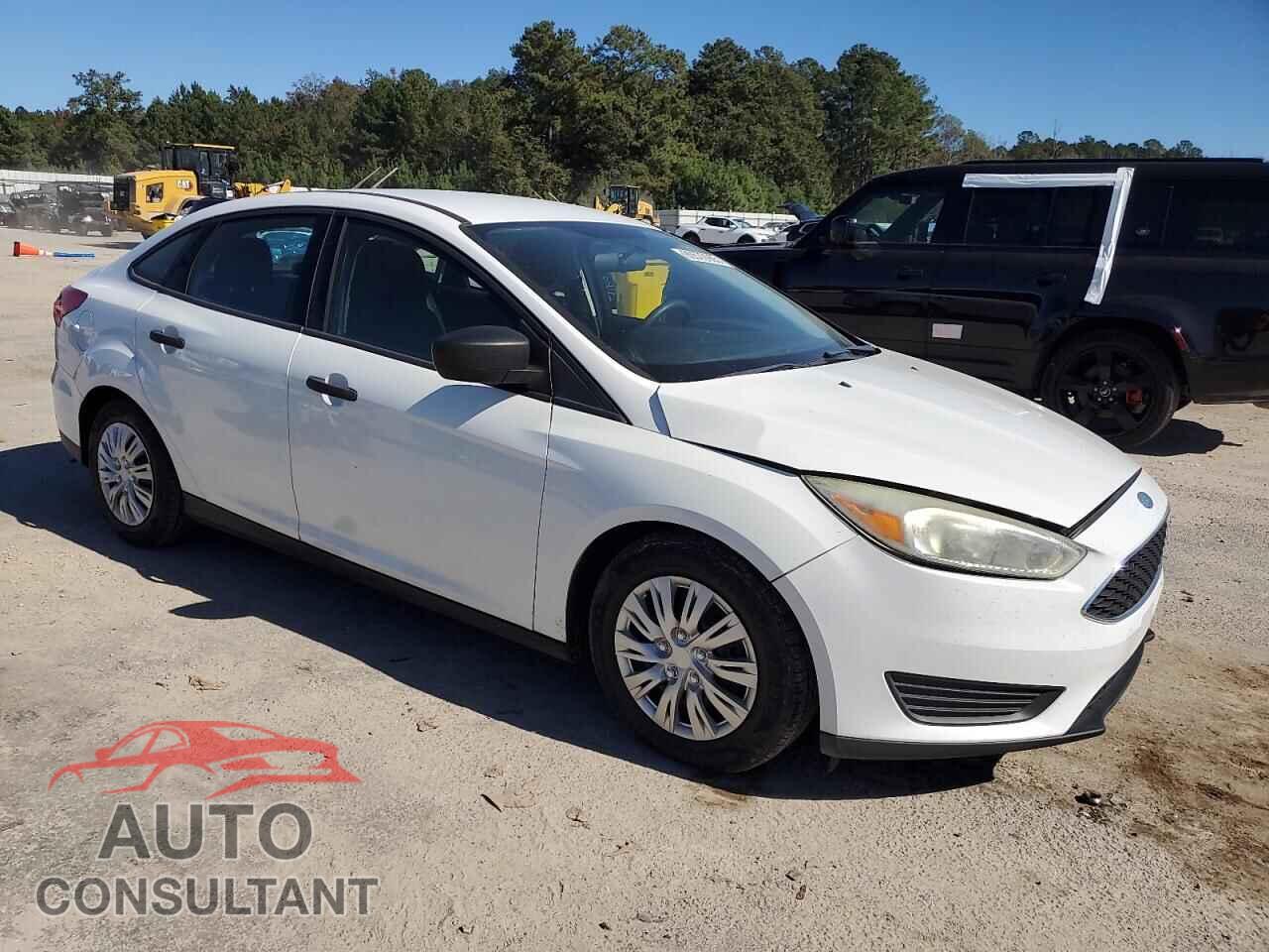 FORD FOCUS 2015 - 1FADP3E29FL342584