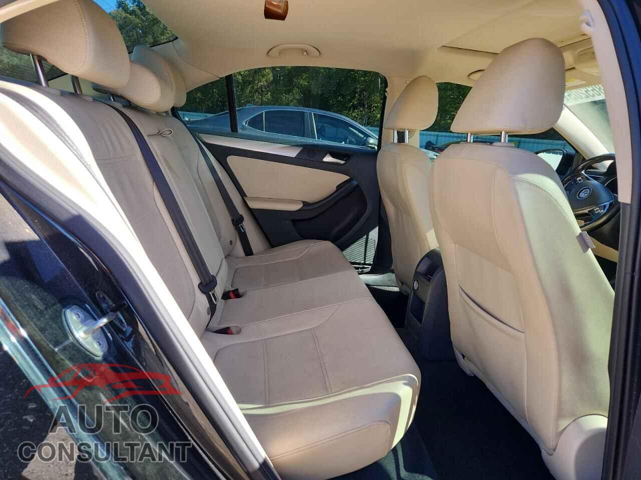 VOLKSWAGEN JETTA 2017 - 3VWDB7AJ2HM269540