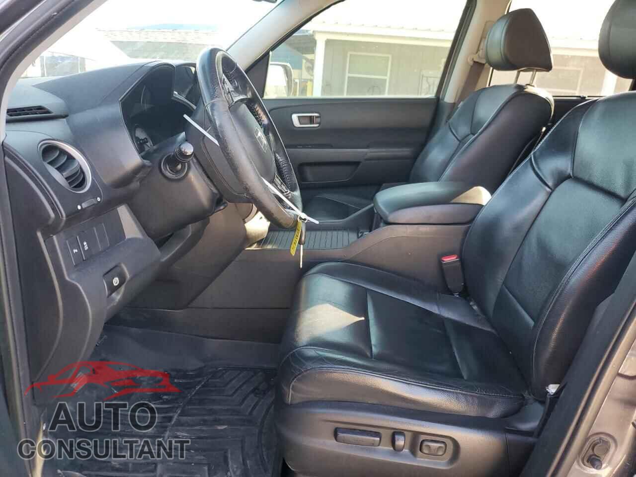 HONDA PILOT 2015 - 5FNYF4H9XFB070322