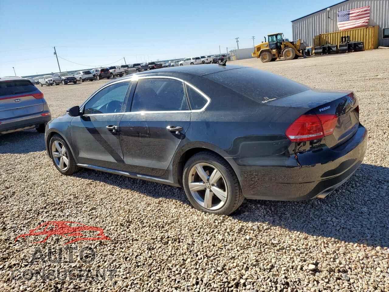VOLKSWAGEN PASSAT 2012 - 1VWBP7A30CC102145