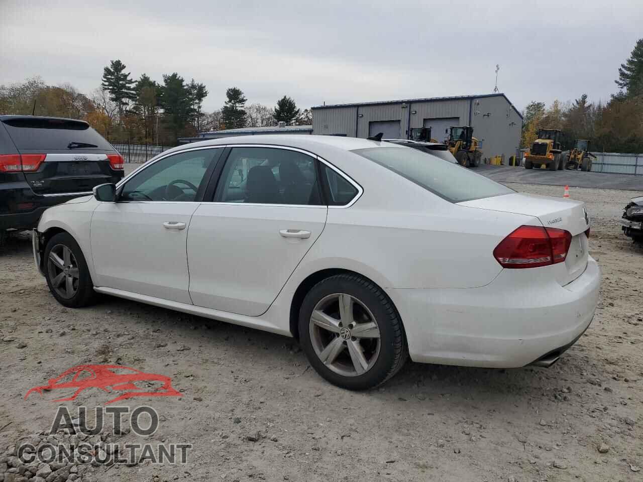 VOLKSWAGEN PASSAT 2013 - 1VWBP7A37DC087449