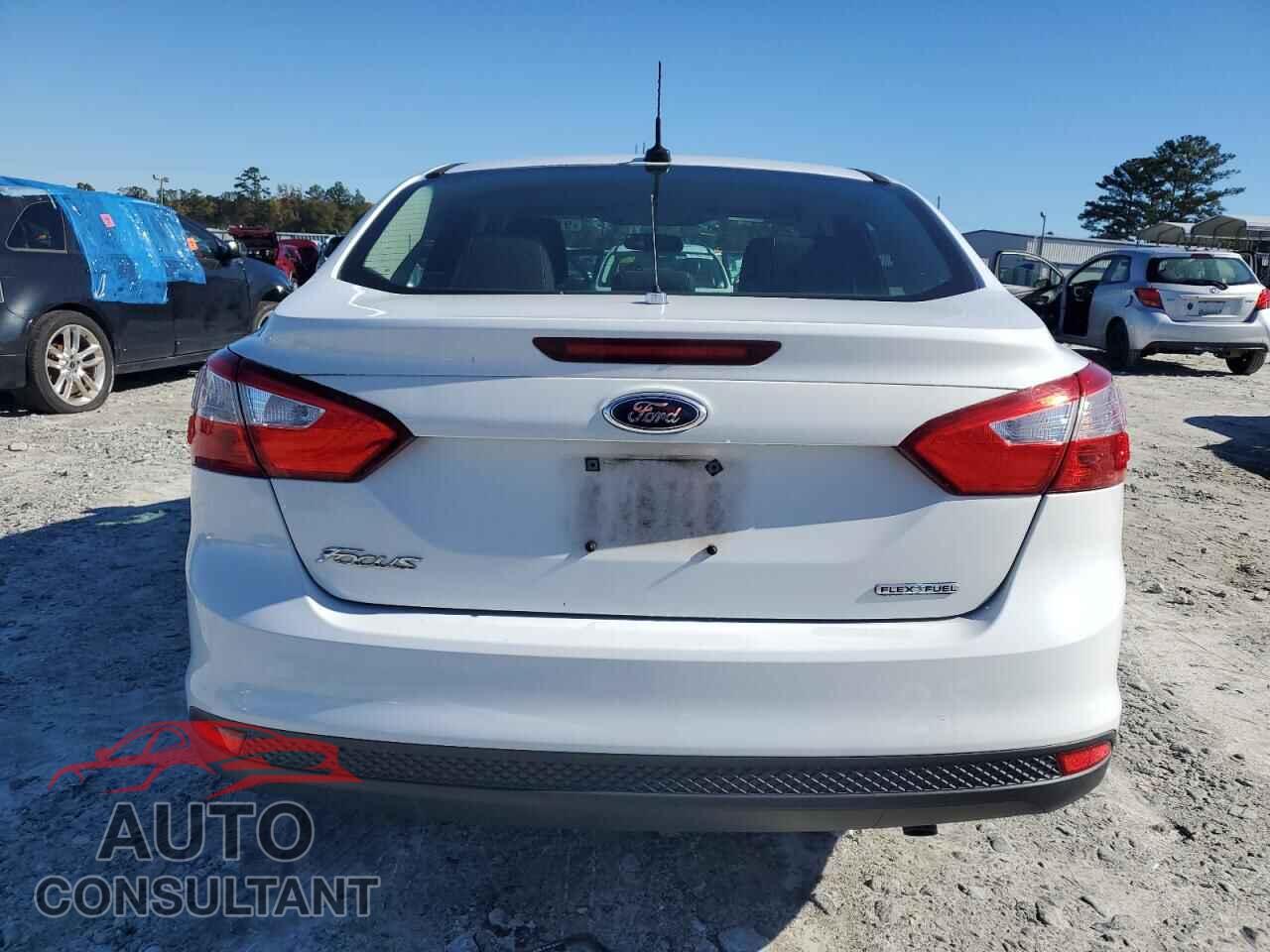 FORD FOCUS 2013 - 1FADP3E26DL252824
