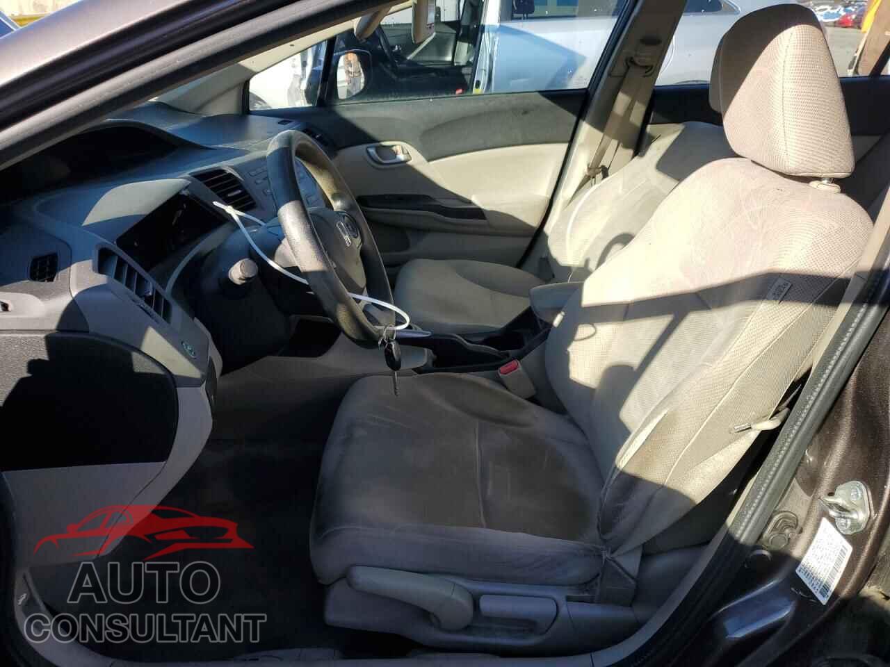 HONDA CIVIC 2012 - 2HGFB2F52CH598743