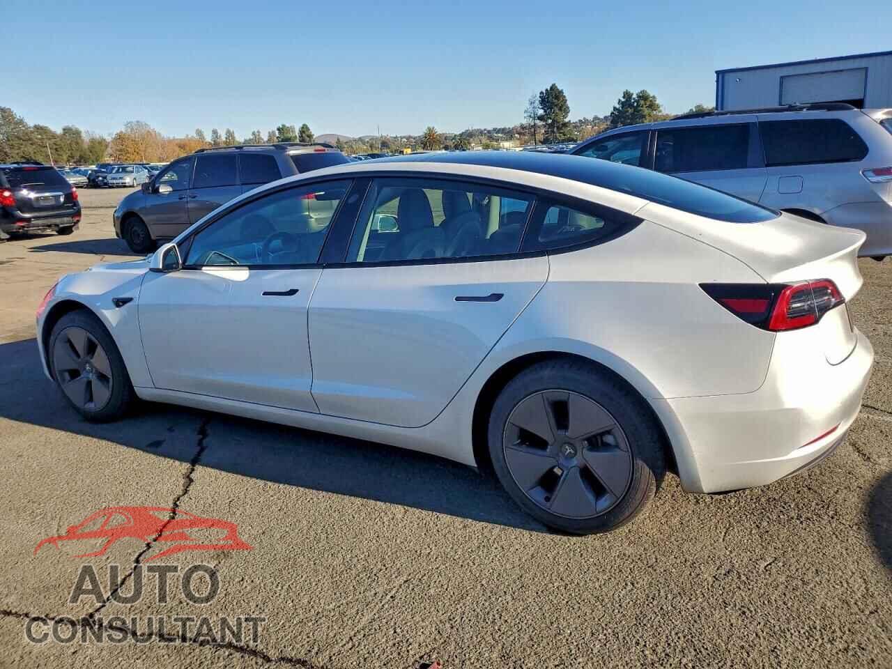 TESLA MODEL 3 2023 - 5YJ3E1EB8PF631122