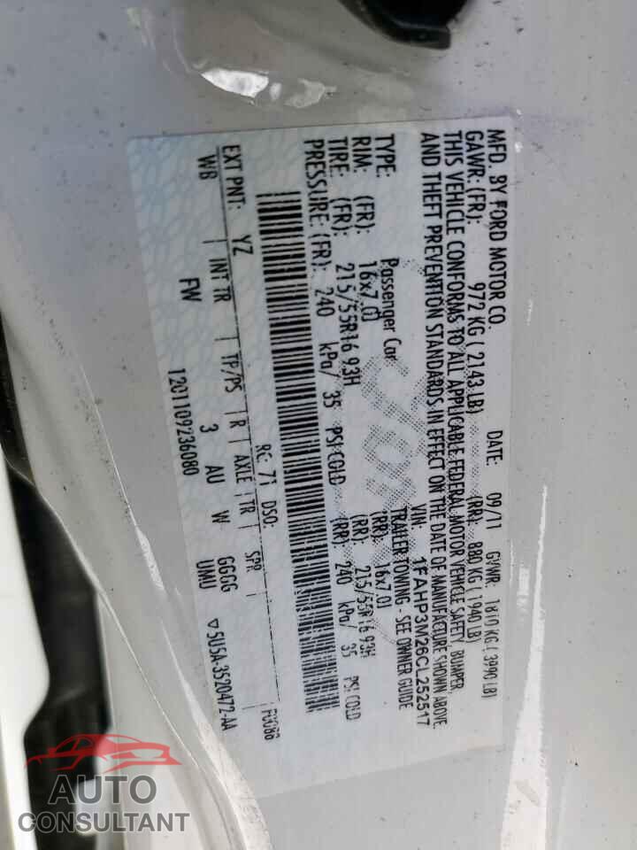 FORD FOCUS 2012 - 1FAHP3M26CL252517