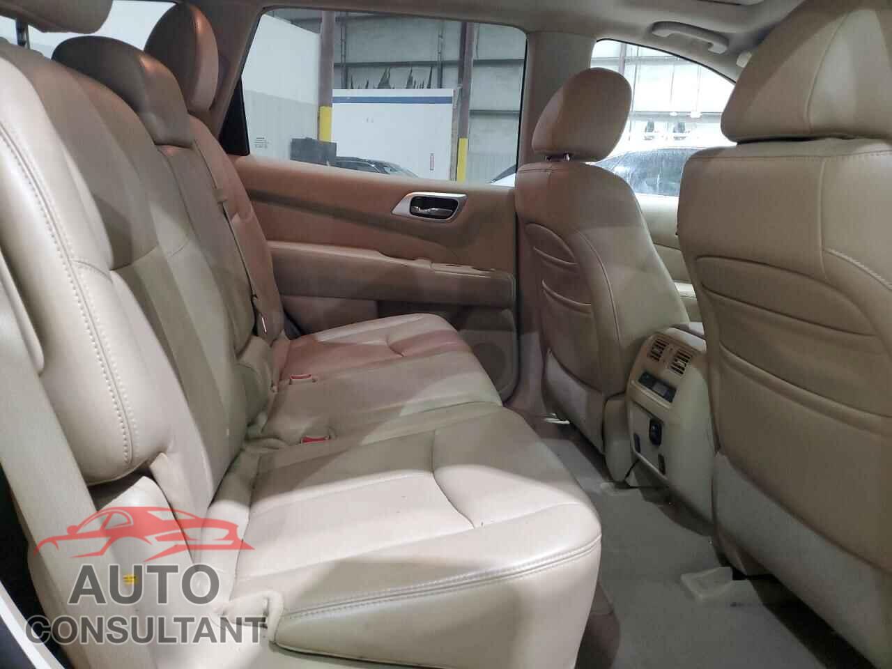 NISSAN PATHFINDER 2013 - 5N1AR2MM6DC613064