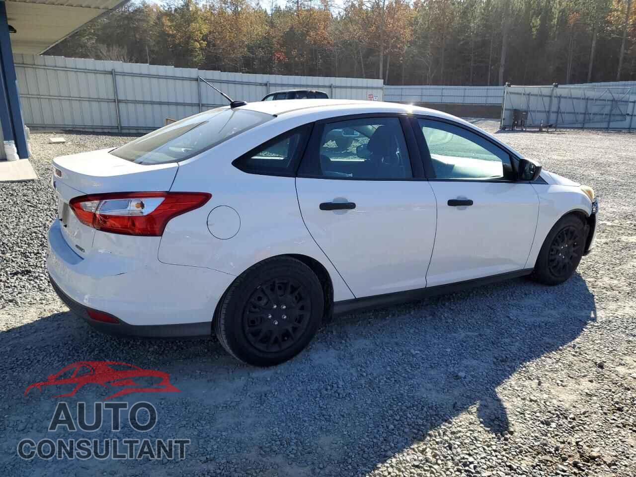 FORD FOCUS 2014 - 1FADP3E23EL282672