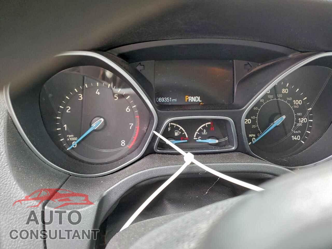 FORD FOCUS 2017 - 1FADP3F27HL294164