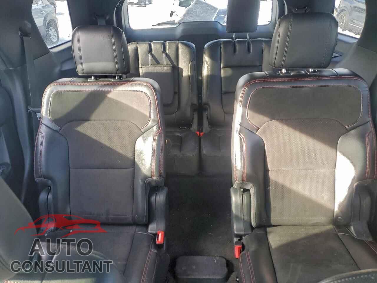 FORD EXPLORER 2018 - 1FM5K8D85JGB28043