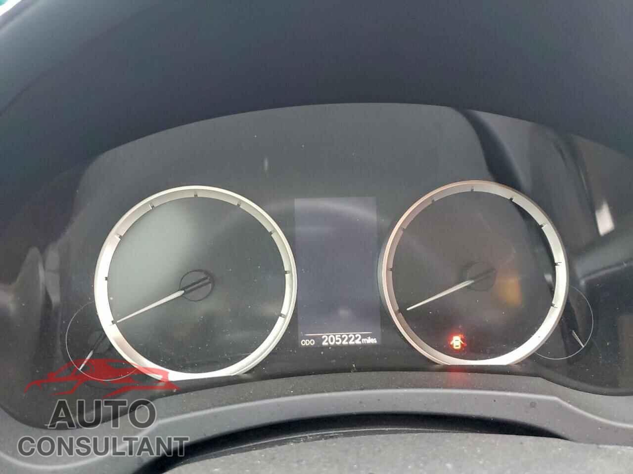 LEXUS IS 2014 - JTHBE1D29E5005427