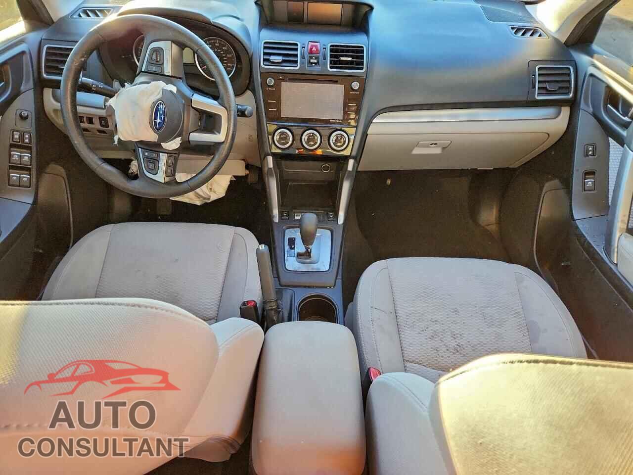 SUBARU FORESTER 2017 - JF2SJAEC3HH439402