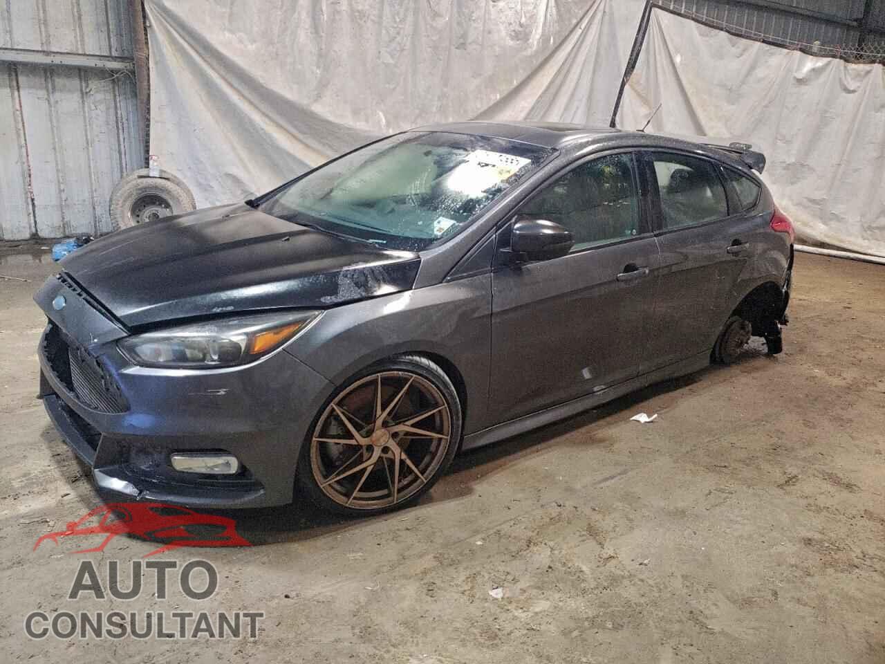 FORD FOCUS 2015 - 1FADP3L93FL274671