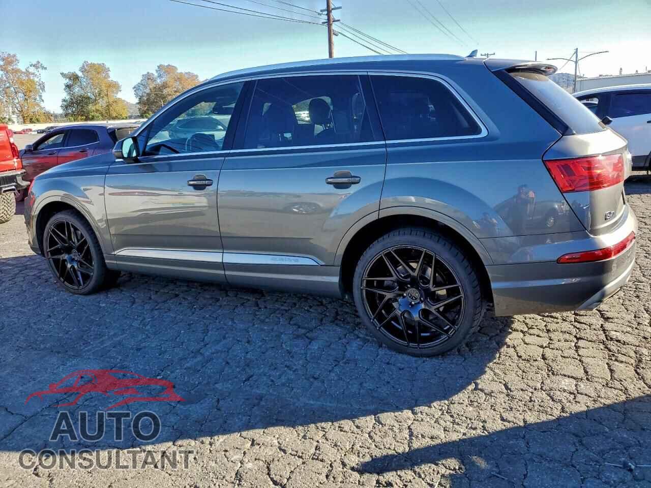 AUDI Q7 2017 - WA1LABF75HD004974
