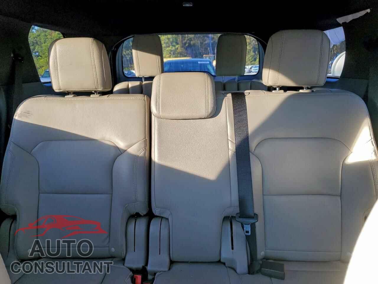 FORD EXPLORER 2018 - 1FM5K7D87JGB42388