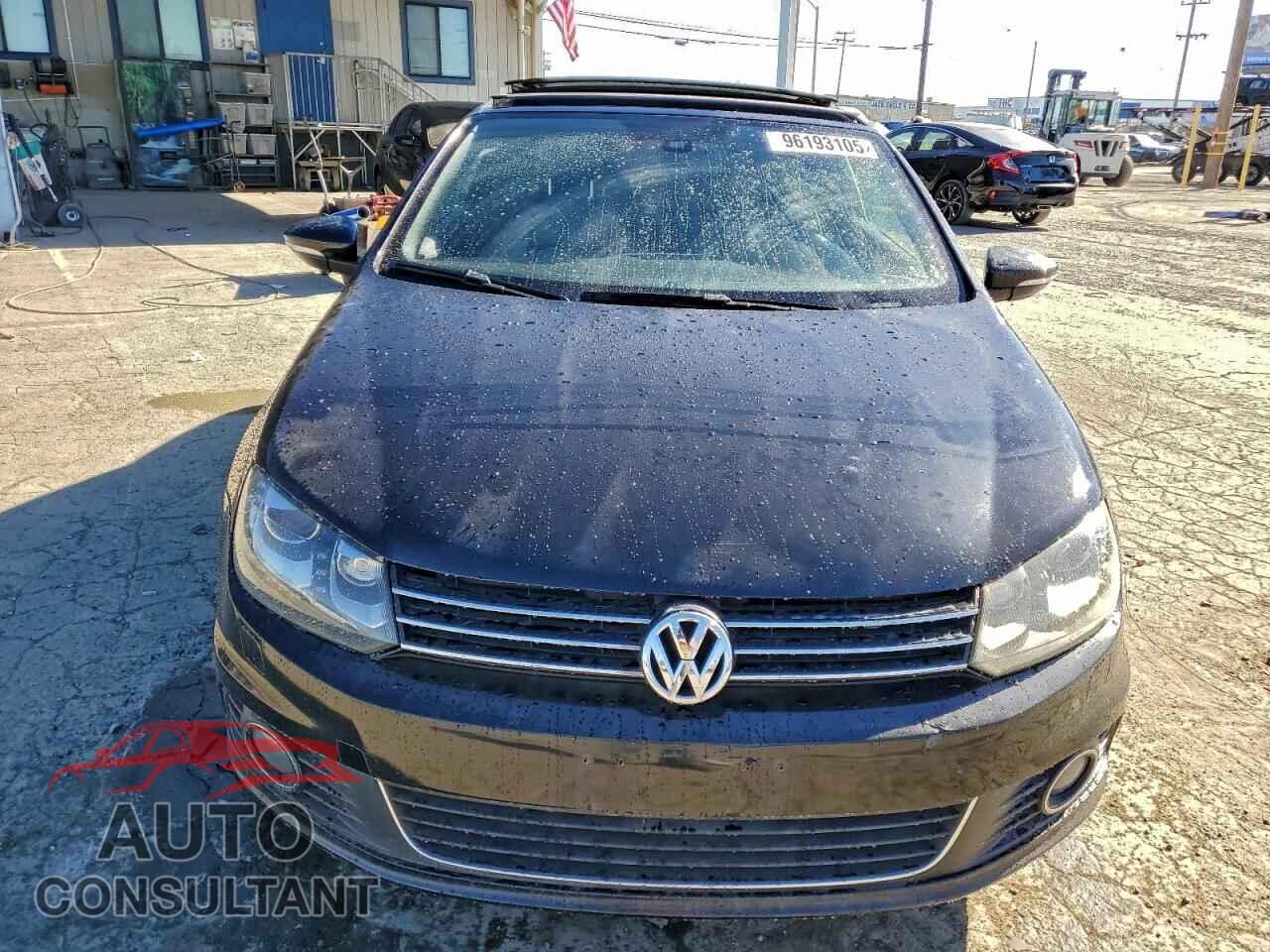 VOLKSWAGEN EOS 2012 - WVWFW7AH3CV008221