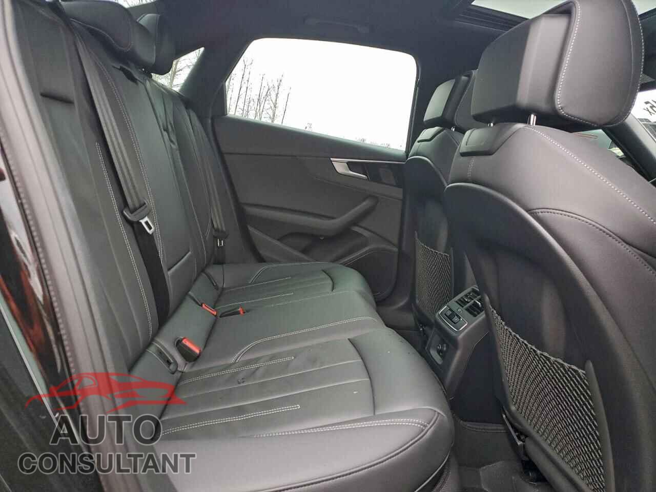 AUDI A4 2024 - WAUDAAF47RN008267