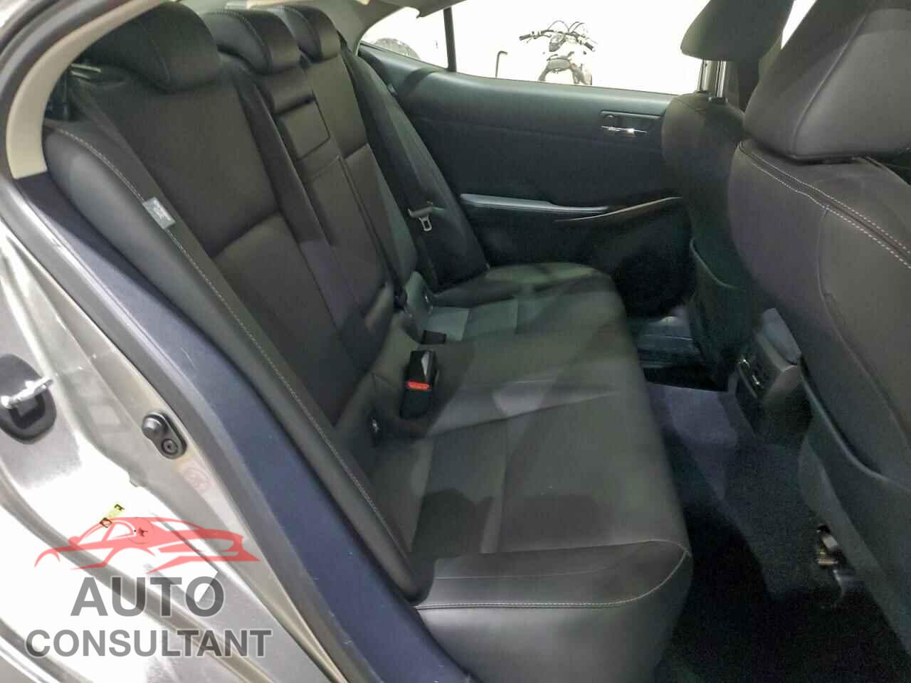 LEXUS IS 2014 - JTHBF1D26E5037992